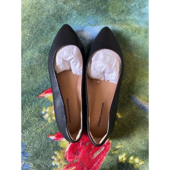 AMAZON ESSESTIALS Women's Shoes Flat 7 1/2 wide Black, new condition without box - Picture 2 of 5